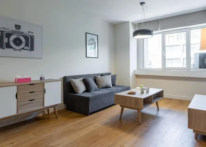Large Comfy, Modern Studio 5 Min To Acropolis