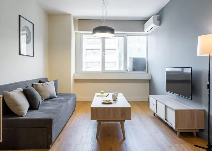 Large Comfy, Modern Studio 5 Min To Acropolis