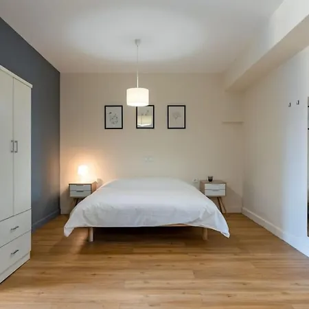 Large Comfy, Modern Studio 5 Min To Acropolis Athènes Extérieur photo